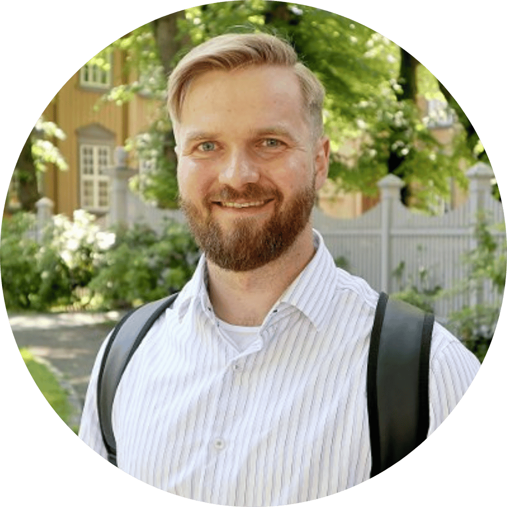 Christian Hallvard1