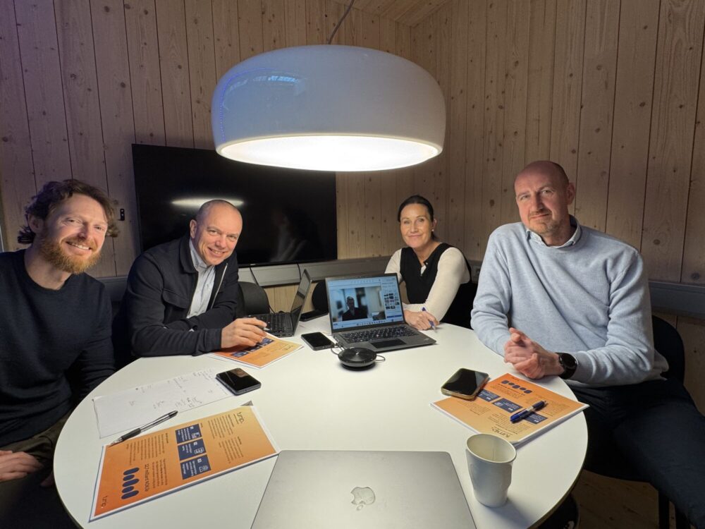 Juryen til T:lab-prisen 2025 besto av daglig leder Håvard Belbo i T:lab, Stig Ørnvall fra T:lab Capital, daglig leder Lars Erik Jørgenvåg i Tidligfasefondet, programansvarlig Erik Sæther i 6AM og inkubatorleder Anne Peggy Møller i T:lab.